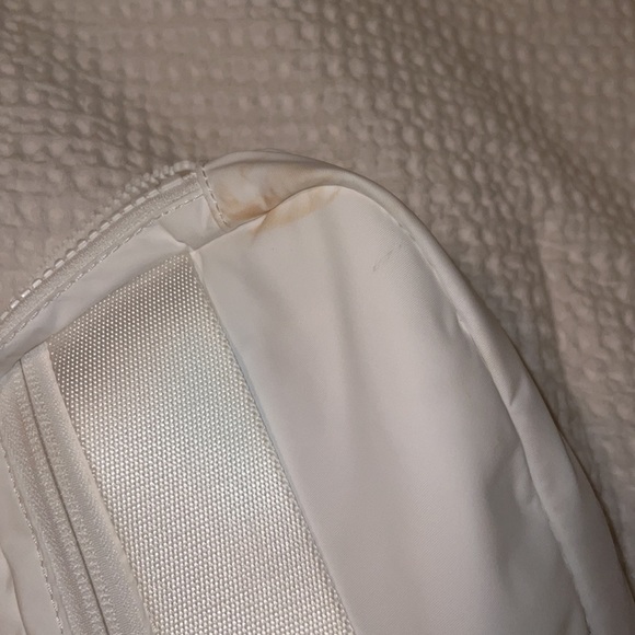 Lululemon crossbody bag white - Picture 4 of 4